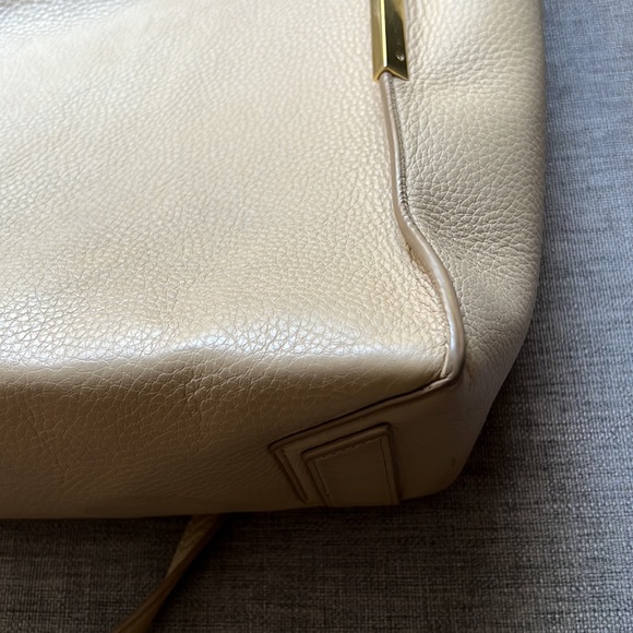 Stuart Weitzman Purse - Picture 4 of 8